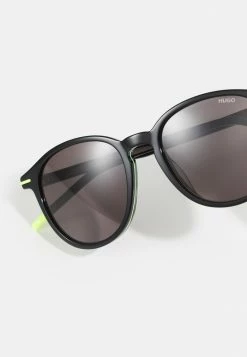 Le moins cher ❤️ HUGO Lunettes De Soleil - Black/green 🌟 -HUGO Sales 02a821d683494e9b816352e6fbfadbae