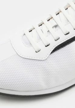 Les meilleures critiques de 🧨 HUGO CYDEN - Baskets Basses - Open White 🌟 11 Les meilleures critiques de 🧨 HUGO CYDEN - Baskets Basses - Open White 🌟 -HUGO Sales 046a4b95cb824d6b9ece135f6d373701