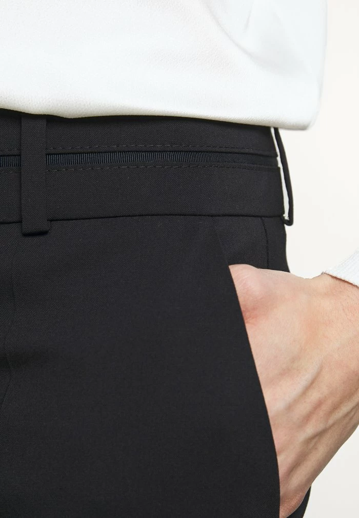 Vente flash ✨ HUGO THE SKINNY TROUSERS - Pantalon Classique - Navy ⭐ 4 Vente flash ✨ HUGO THE SKINNY TROUSERS - Pantalon Classique - Navy ⭐ – Image 4