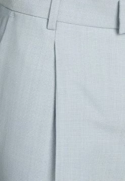 Les meilleures critiques de 🔥 HUGO HENRY GETLIN - Costume - Medium Blue ⭐ 15 Les meilleures critiques de 🔥 HUGO HENRY GETLIN - Costume - Medium Blue ⭐ -HUGO Sales 06b30b01055d4e3baecf6e1c9e9d2327