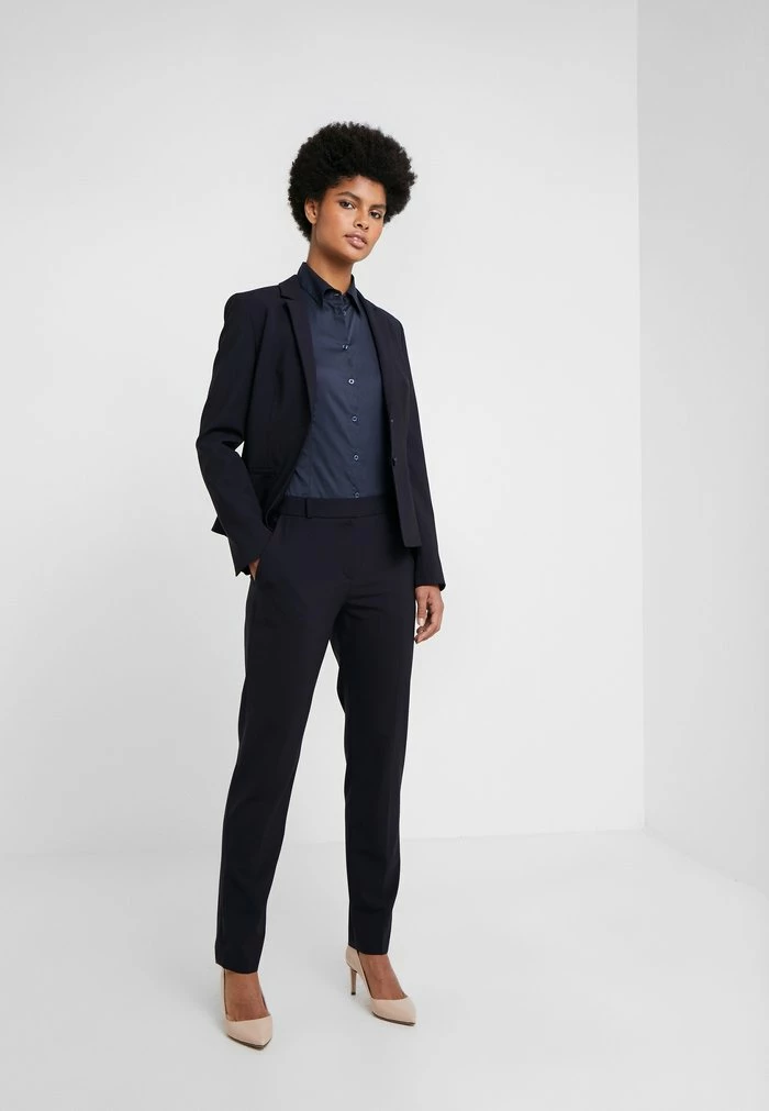 Sortie ⭐ HUGO THE FITTED - Chemisier - Navy ✨ 2 Sortie ⭐ HUGO THE FITTED - Chemisier - Navy ✨ – Image 2