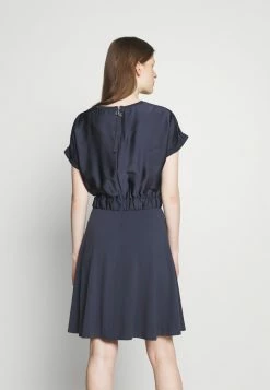 Les meilleures critiques de 👍 HUGO NAMASTIA - Robe De Jour - Dark Blue 🛒 9 Les meilleures critiques de 👍 HUGO NAMASTIA - Robe De Jour - Dark Blue 🛒 -HUGO Sales 13079fc532704468920d74a6b7dccb4a