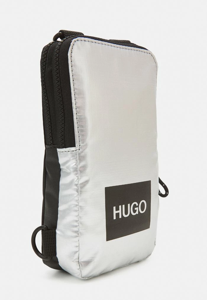 Sortie 🔔 HUGO SYRON NECK POUCH - Sac Bandoulière - Black 😀 4 Sortie 🔔 HUGO SYRON NECK POUCH - Sac Bandoulière - Black 😀 – Image 4