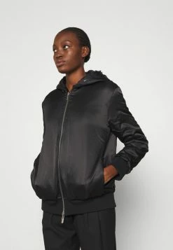 De gros ⌛ HUGO FELINESSA - Veste D'hiver - Black ⌛ 10 De gros ⌛ HUGO FELINESSA - Veste D'hiver - Black ⌛ -HUGO Sales 23b090f0dd8e411eb16d46c2ad9b0493