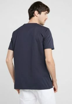 Le moins cher 👏 HUGO DOLIVE - T-shirt Imprimé - Dark Blue 🧨 8 Le moins cher 👏 HUGO DOLIVE - T-shirt Imprimé - Dark Blue 🧨 -HUGO Sales 240f25ed06784b74bee3409ee01bb18a