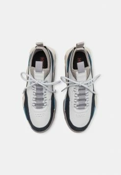 Meilleure affaire ❤️ HUGO QUAKE RUNN - Baskets Basses - Open Grey ⌛ 9 Meilleure affaire ❤️ HUGO QUAKE RUNN - Baskets Basses - Open Grey ⌛ -HUGO Sales 26ebb1ea12c44ce6813db83ad2ec2694