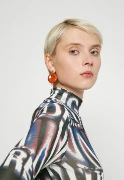 Vente flash 🤩 HUGO DILIONA - T-shirt à Manches Longues - Open Miscellaneous 🎉 -HUGO Sales 2e2da3c453a74fea99e6b9f6ea94ed4a