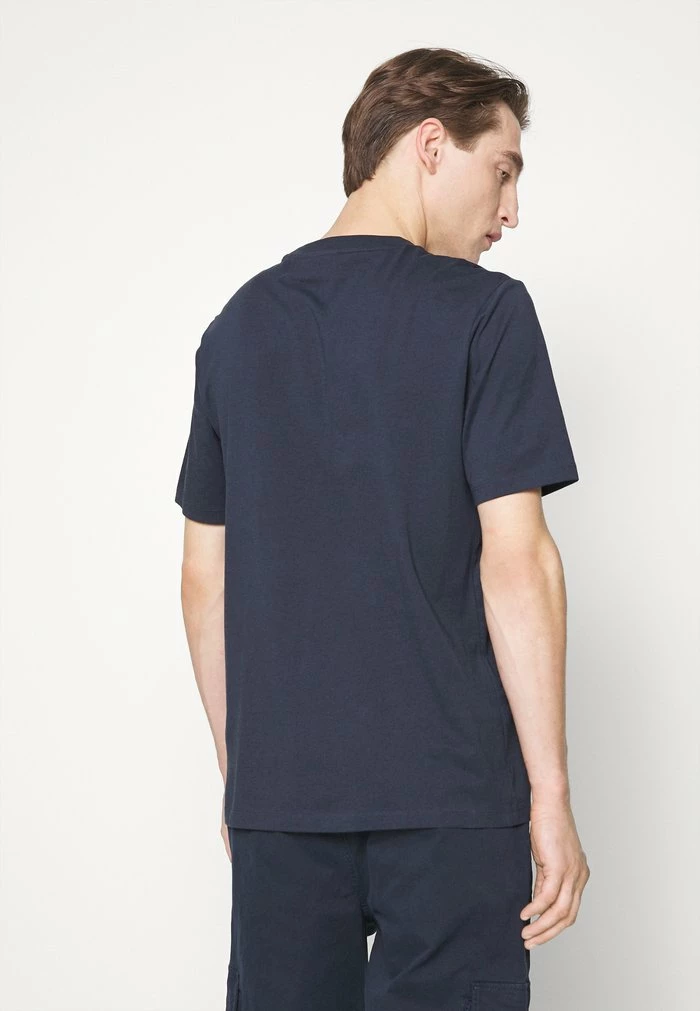 Remise 🛒 HUGO DULIVE - T-shirt Imprimé - Dark Blue 🤩 3 Remise 🛒 HUGO DULIVE - T-shirt Imprimé - Dark Blue 🤩 – Image 3