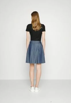 Les meilleures critiques de ⭐ HUGO RANASTI - Minijupe - Dark Blue 🎉 8 Les meilleures critiques de ⭐ HUGO RANASTI - Minijupe - Dark Blue 🎉 -HUGO Sales 3aa5b8fd22ce4a1d89b8dce88a5176b1