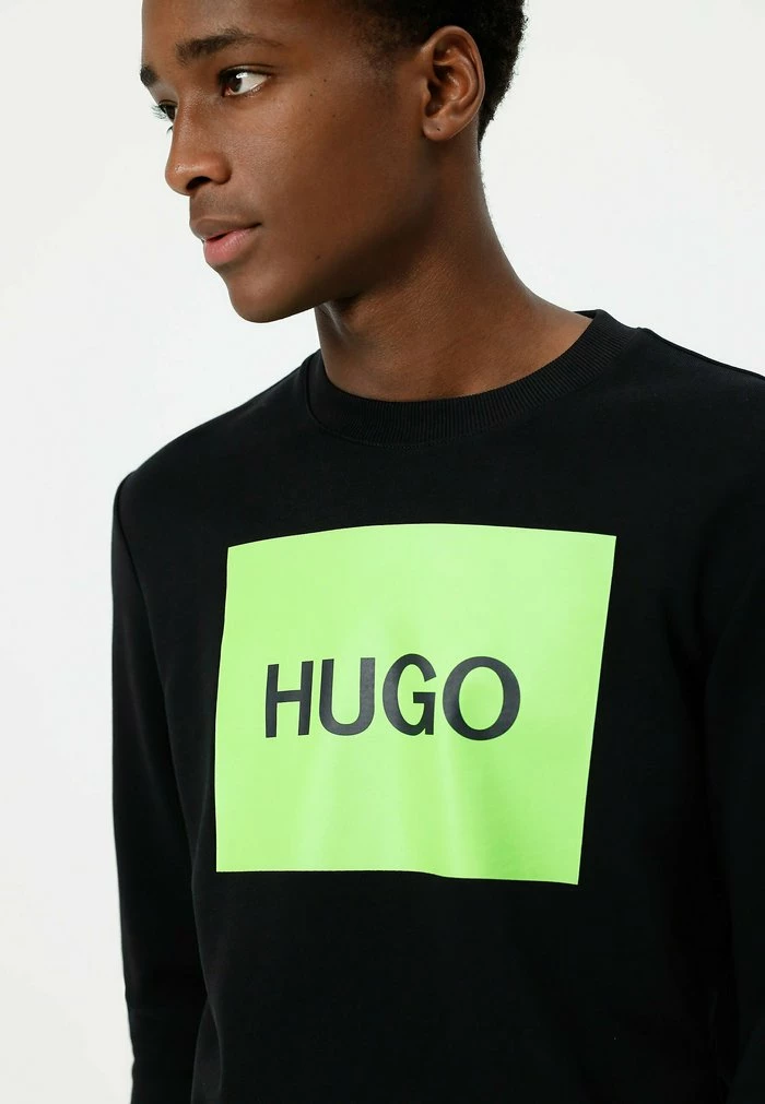Promo 🤩 HUGO Sweatshirt - Black 🥰 4 Promo 🤩 HUGO Sweatshirt - Black 🥰 – Image 4