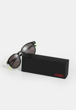 Le moins cher ❤️ HUGO Lunettes De Soleil - Black/green 🌟 -HUGO Sales 4277ef6489b846719b6d1a7ed33d5800