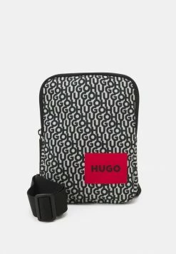 Remise ✔️ HUGO ETHON UNISEX - Sac Bandoulière - Light Beige ⭐