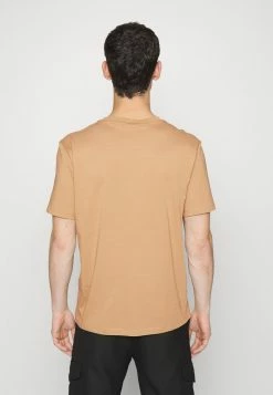 Tout neuf đ HUGO DOLIVE - T-shirt Imprimé - Medium Beige â 8 Tout neuf đ HUGO DOLIVE - T-shirt Imprimé - Medium Beige â -HUGO Sales 4467503d852c4c48a56765683d460b20