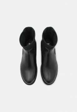 Meilleur prix 🔥 HUGO FLAT BOOTIE MIX - Bottines - Black 👏 11 Meilleur prix 🔥 HUGO FLAT BOOTIE MIX - Bottines - Black 👏 -HUGO Sales 4a3747a582a940a3b4cb967d0a24c599