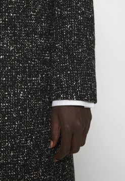 Les meilleures critiques de 👏 HUGO MALU - Manteau Court - Black 😀 -HUGO Sales 4bd03eaeea2b4869b01081b888a244c3