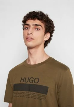Grosses soldes ✔️ HUGO DAITAI - T-shirt Imprimé - Dark Green 🎁 9 Grosses soldes ✔️ HUGO DAITAI - T-shirt Imprimé - Dark Green 🎁 -HUGO Sales 5198f5b1e7ae48108d2d7758c4206d3f