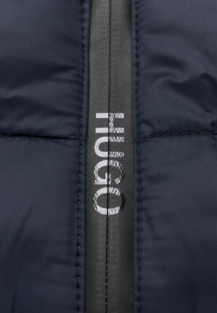 Bon marché 🛒 HUGO BALTINO - Veste Sans Manches - Dark Blue ✨ 3 Bon marché 🛒 HUGO BALTINO - Veste Sans Manches - Dark Blue ✨ – Image 3