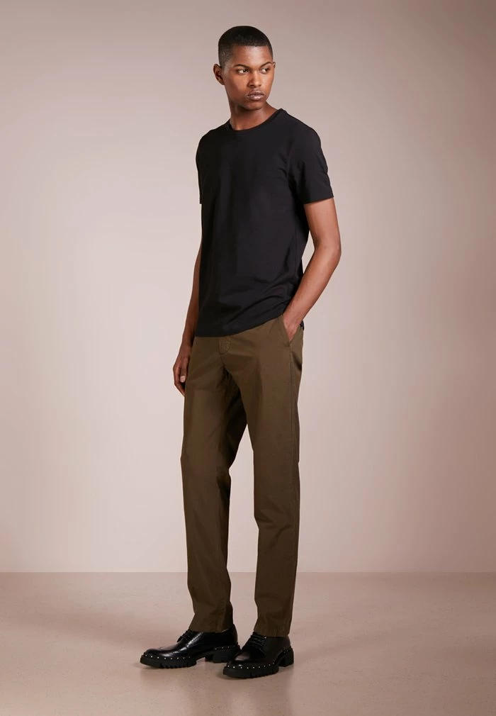 Bon marché 🛒 HUGO ROUND 2 PACK - T-shirt Basique - Black ⭐ 1 Bon marché 🛒 HUGO ROUND 2 PACK - T-shirt Basique - Black ⭐