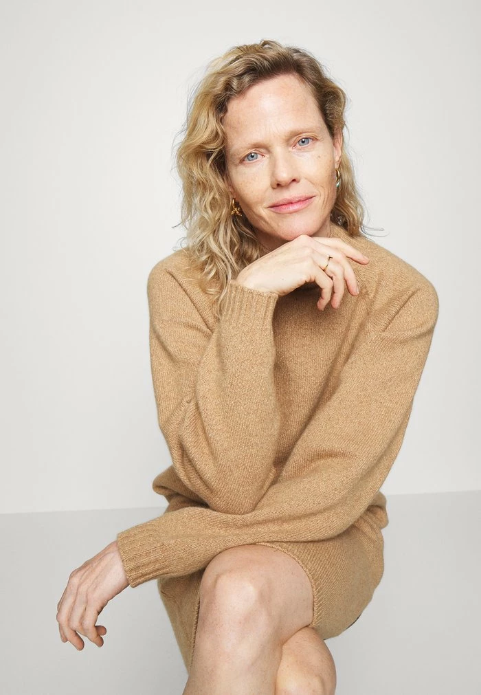 De gros 🥰 HUGO SOSONZ - Robe Pull - Camel Melange 🎉 5 De gros 🥰 HUGO SOSONZ - Robe Pull - Camel Melange 🎉 – Image 5