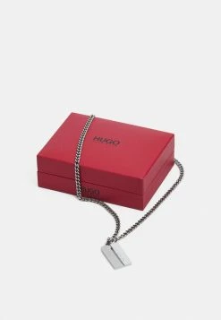 Top 10 ✨ HUGO E CUT NECKLACE - Collier - Silver-coloured 🤩 -HUGO Sales 6873fce7eb3c402f90a069fc222d8893