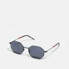 Le moins cher 😉 HUGO UNISEX - Lunettes De Soleil - Black/red 🔔