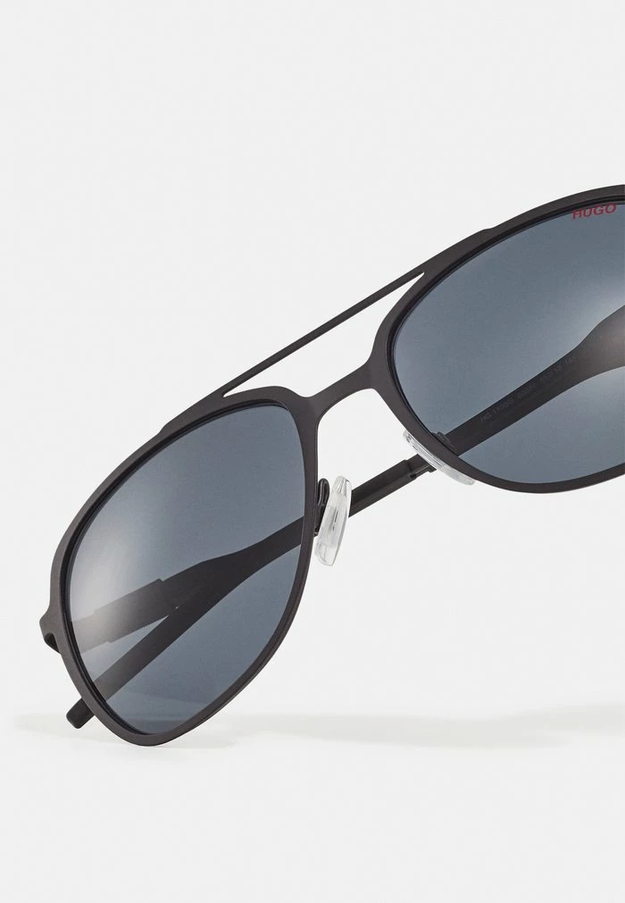 Meilleure vente ❤️ HUGO Lunettes De Soleil - Matte Black 😍 5 Meilleure vente ❤️ HUGO Lunettes De Soleil - Matte Black 😍 – Image 5