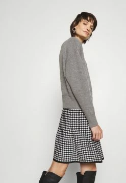 Meilleur prix ✨ HUGO SIDALIA - Pullover - Medium Grey 🎁 13 Meilleur prix ✨ HUGO SIDALIA - Pullover - Medium Grey 🎁 -HUGO Sales 76159016517f43b5971bf4ee16f54024