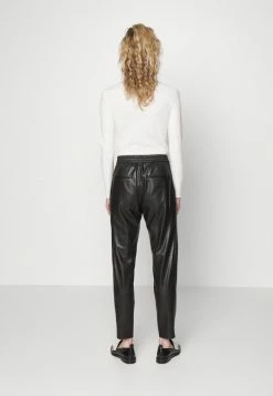 De gros ❤️ HUGO HEMIAS-1 - Pantalon Classique - Black 🌟 -HUGO Sales 7901d744a09d435e860ca175d65ab81c