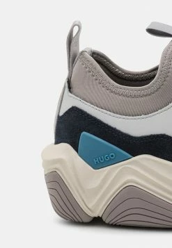 Meilleure affaire ❤️ HUGO QUAKE RUNN - Baskets Basses - Open Grey ⌛ 11 Meilleure affaire ❤️ HUGO QUAKE RUNN - Baskets Basses - Open Grey ⌛ -HUGO Sales 81d9a4611ae74a9cb7c256180ab36a78
