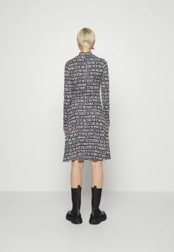 Tout neuf 💯 HUGO DASERINA - Robe Pull - Open Miscellaneous 🎉 -HUGO Sales 843f0e584fac4e679ce7b9d962baf27a