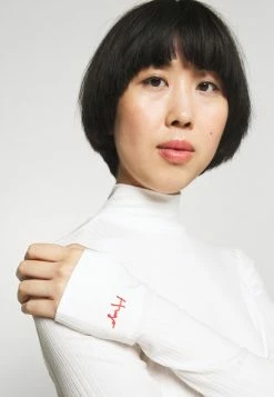 Top 10 🥰 HUGO NINELLI - T-shirt à Manches Longues - Natural 🛒 -HUGO Sales 84a2aa9f84e2454c9d7d2c734dcb8b2f