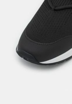 Top 10 ✔️ HUGO ICELIN RUNN - Baskets Basses - Black ⭐ -HUGO Sales 85d9884c5a1847768f6fea4c00ca079b