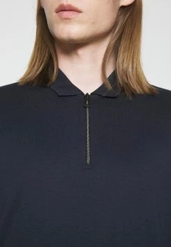 Grosses soldes 💯 HUGO DONHAM - Polo - Dark Blue 🧨 12 Grosses soldes 💯 HUGO DONHAM - Polo - Dark Blue 🧨 -HUGO Sales 86eece0a74d042e4b2396b8da902cf5f