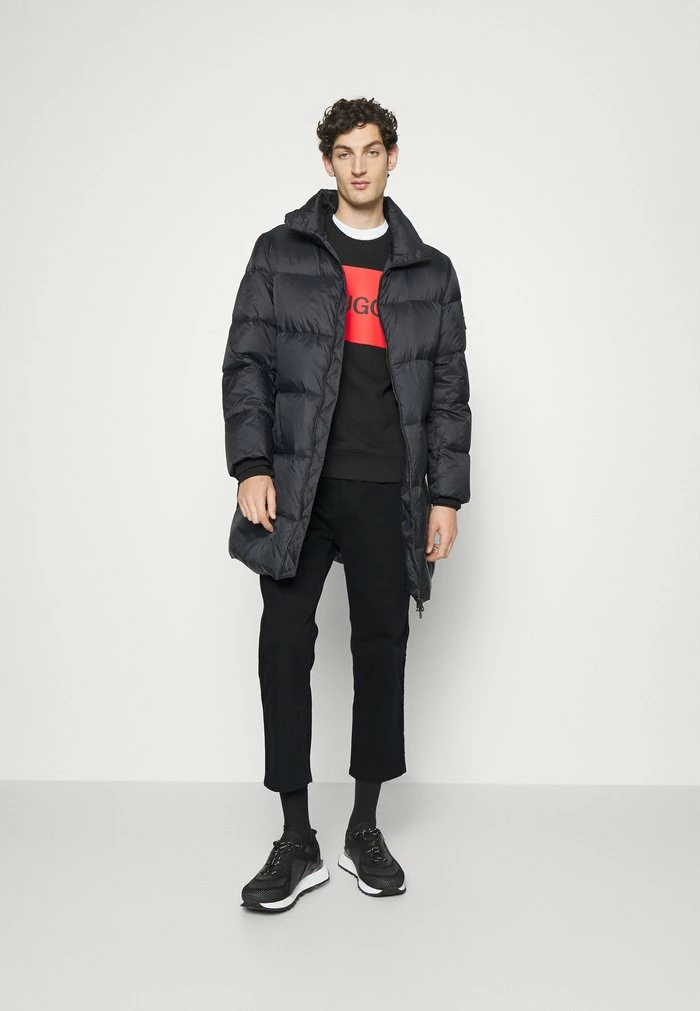 Tout neuf ✔️ HUGO Jean Droit - Black 👏 2 Tout neuf ✔️ HUGO Jean Droit - Black 👏 – Image 2