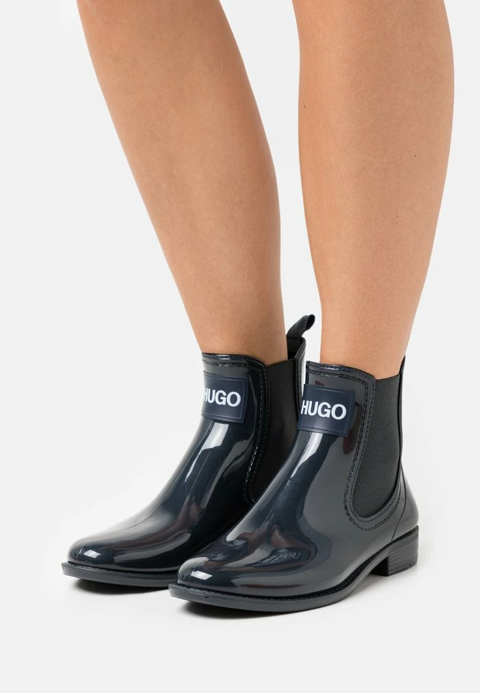 Grosses soldes 😀 HUGO NOLITA RAIN BOOTIE - Bottes En Caoutchouc - Dark Blue 🎁 1 Grosses soldes 😀 HUGO NOLITA RAIN BOOTIE - Bottes En Caoutchouc - Dark Blue 🎁