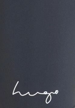 Budget 🛒 HUGO NAKAME - Short - Dark Blue 👍 14 Budget 🛒 HUGO NAKAME - Short - Dark Blue 👍 -HUGO Sales a49479f829db47fd884869daad3c87cb