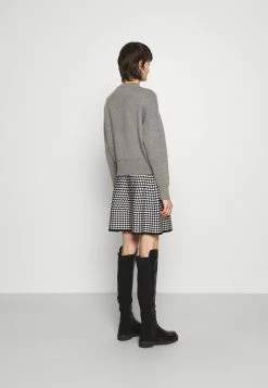 Meilleur prix ✨ HUGO SIDALIA - Pullover - Medium Grey 🎁 10 Meilleur prix ✨ HUGO SIDALIA - Pullover - Medium Grey 🎁 -HUGO Sales abc6334f3cbf497fbc364ca082a9ab89