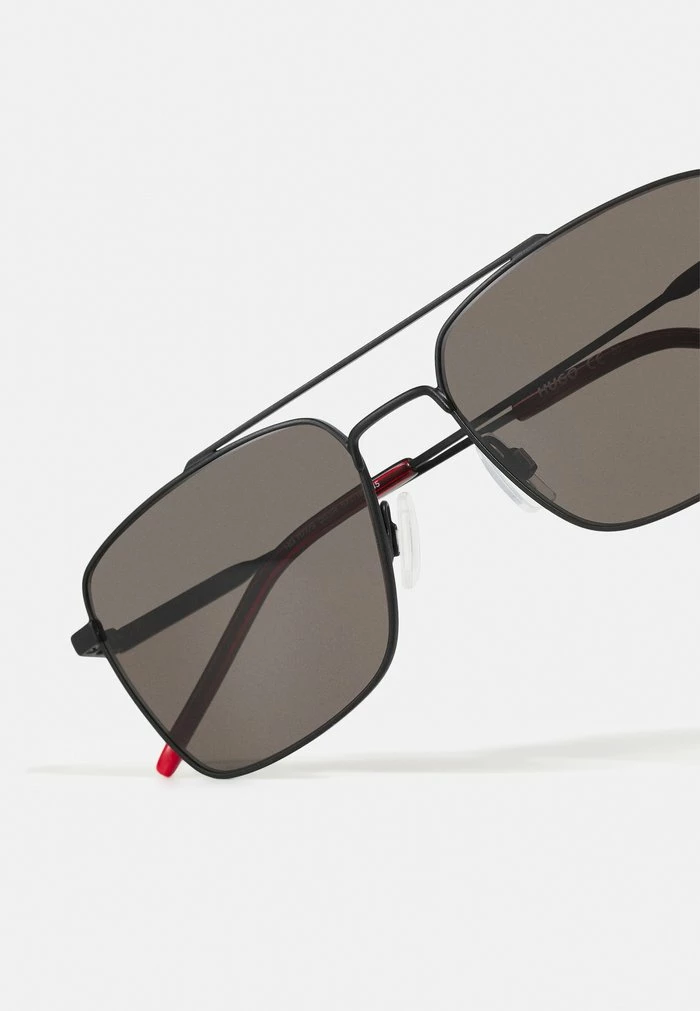 De gros 🤩 HUGO Lunettes De Soleil - Black 🔥 5 De gros 🤩 HUGO Lunettes De Soleil - Black 🔥 – Image 5