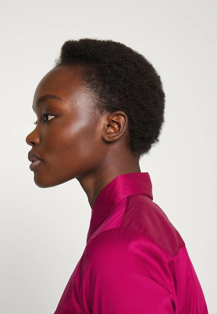 Tout neuf ✨ HUGO THE FITTED - Chemisier - Open Red 🔥 4 Tout neuf ✨ HUGO THE FITTED - Chemisier - Open Red 🔥 – Image 4