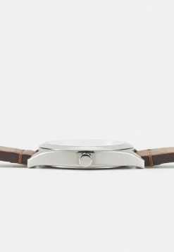 Meilleure vente 😉 HUGO MAKE - Montre - Brown/silver-coloured/blue ✨ -HUGO Sales b4397a15fa3245ccbfe6340527745f9e