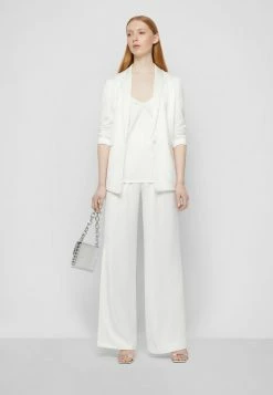 Meilleure affaire 😀 HUGO CERMILA-1_OC - Débardeur - Creme 🛒 -HUGO Sales b59e975a1a6e4482ad76607df0ae155d