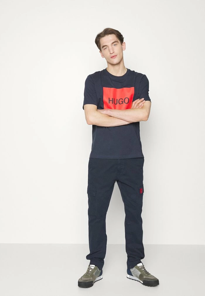 Remise 🛒 HUGO DULIVE - T-shirt Imprimé - Dark Blue 🤩 2 Remise 🛒 HUGO DULIVE - T-shirt Imprimé - Dark Blue 🤩 – Image 2