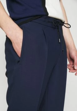 Top 10 👍 HUGO HELIOS - Pantalon Classique - Dark Blue 🔥 -HUGO Sales ba3395f1c9cf4edaaafa87face7d45f7