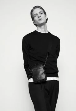 Grosses soldes ✨ HUGO SAN CASSIUS - Pullover - Black 🌟 9 Grosses soldes ✨ HUGO SAN CASSIUS - Pullover - Black 🌟 -HUGO Sales bc512f8ec0584bf39a9446fa1af3dc17