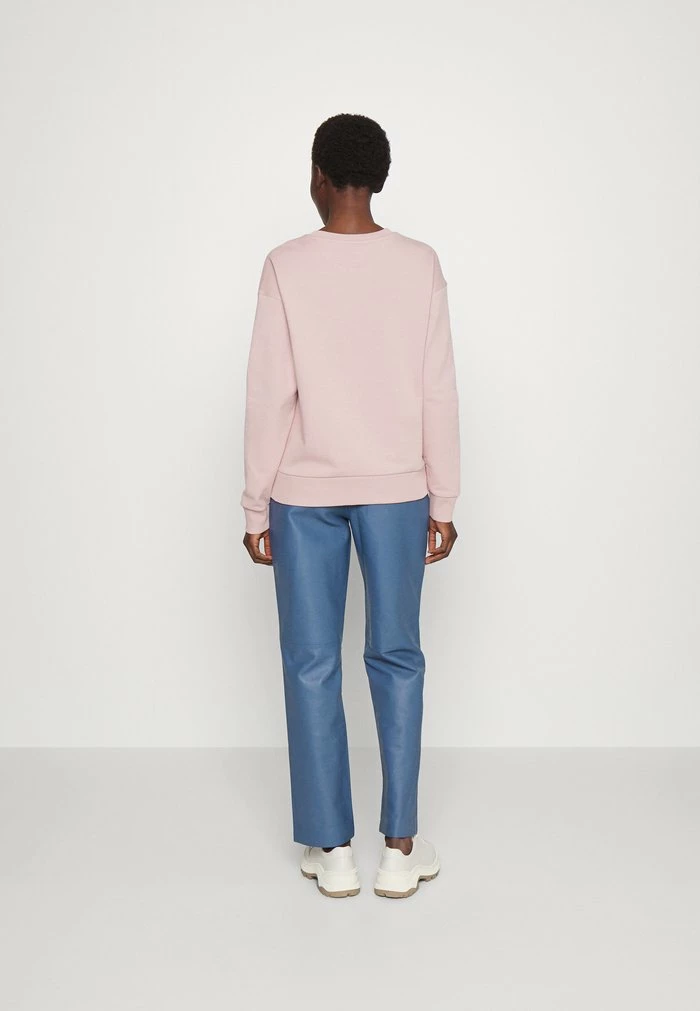 Meilleure affaire 🥰 HUGO NAKIRA - Sweatshirt - Light/pastel Pink 😍 3 Meilleure affaire 🥰 HUGO NAKIRA - Sweatshirt - Light/pastel Pink 😍 – Image 3