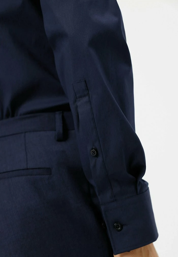 Offres 🔔 HUGO KENNO - Chemise Classique - Dark Blue 👍 5 Offres 🔔 HUGO KENNO - Chemise Classique - Dark Blue 👍 – Image 5