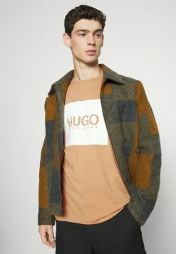 Tout neuf đ HUGO DOLIVE - T-shirt Imprimé - Medium Beige â 9 Tout neuf đ HUGO DOLIVE - T-shirt Imprimé - Medium Beige â -HUGO Sales c68ba01e0dfb4056b927805c34b8aeb7
