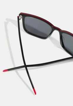 Vente flash ✔️ HUGO Lunettes De Soleil - Black/red 😍 -HUGO Sales caf8ef3f649a4ee9ac5eebcf050ccff5