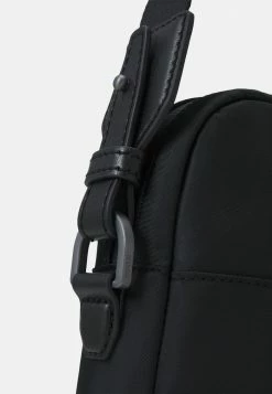 De gros ✨ HUGO LUXOWN CASE UNISEX - Sac Ordinateur - Black ❤️ -HUGO Sales d21e78e59d884ecfb53d33ead4da74c3