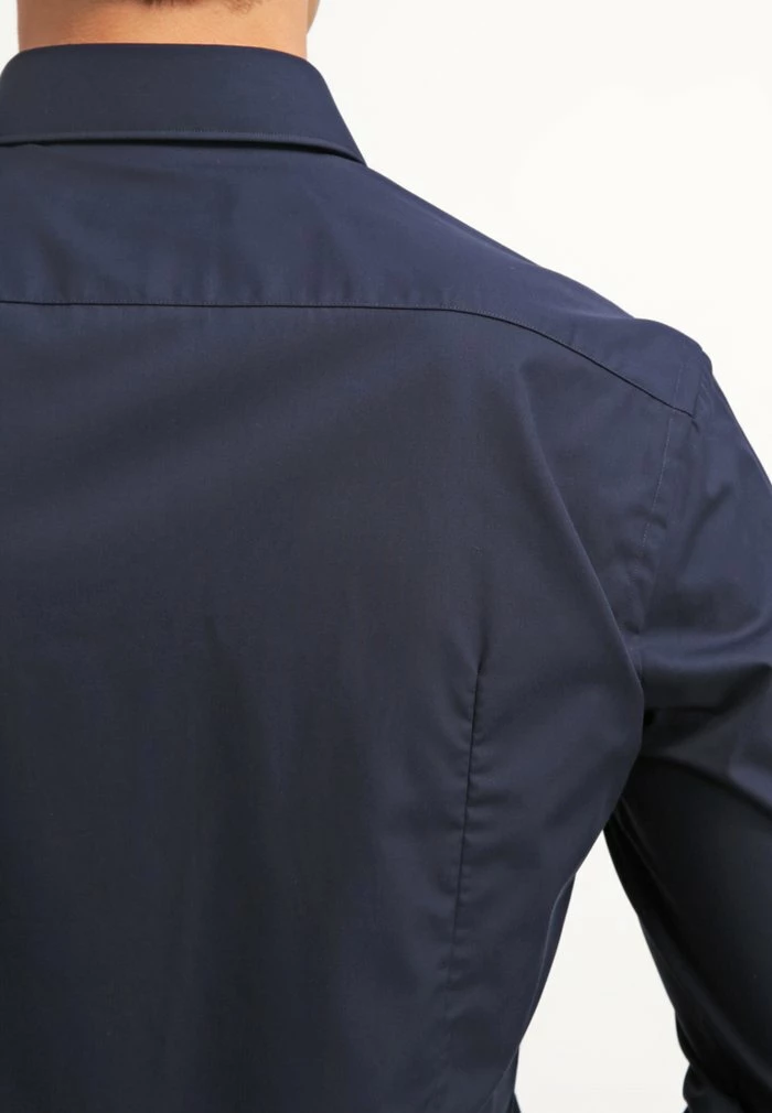 Remise 💯 HUGO JASON SLIM FIT - Chemise Classique - Navy ❤️ 6 Remise 💯 HUGO JASON SLIM FIT - Chemise Classique - Navy ❤️ – Image 6